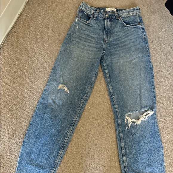 Abercrombie Jeans - Picture 1 of 6